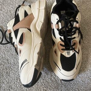 Steve Madden Black and Cream Shoes